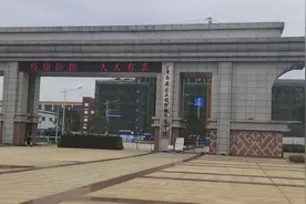 南宁武鸣大学城广西医科大学很漂亮,这里会出现第二条农院路吗？图片