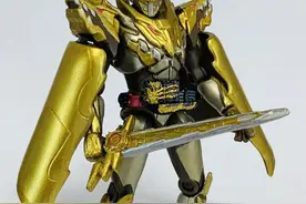 粉丝魔改《假面骑士》手办，刀剑融合基多拉，巴尔坎变身黄金雷狼图片
