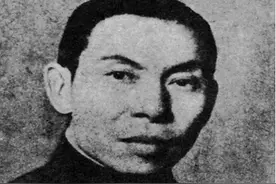 杜月笙临终前烧毁所有欠条，家人却不舍，他怒吼：这是救你们的命图片