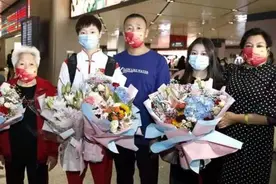 寒门也出贵子！国乒小将出身贫寒实现逆袭，荣归故里被奖励记大功图片