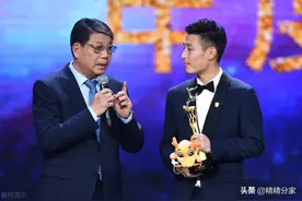 国足尖子武磊：小时候的梦想是结婚，恩师徐根宝说他“不是球星”图片