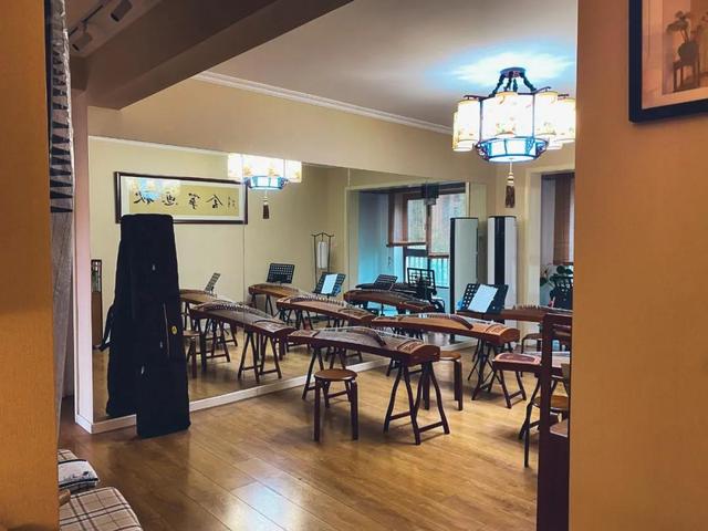 ����ح�����������ڳ�Ȧ�ˣ��Ͻ�����ѧ����