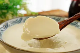豆腐脑不用买了，1把黄豆做2碗，和果冻一样滑嫩，做法一点也不难图片