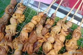 泰国商贩卖蓝圈章鱼！比眼镜蛇毒20倍图片