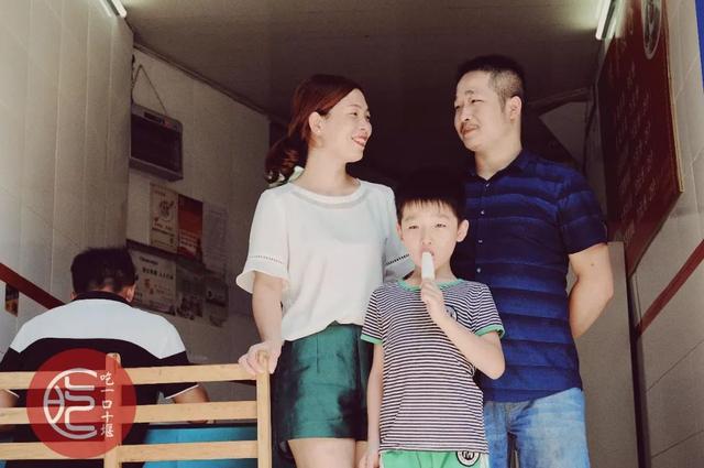 「十堰美食」去了这家只有8张台的人气饺子馆,没吃到饺子却被老板娘的隐藏手艺惊艳
