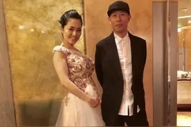 决定对儿子隐瞒职业的苍井空，在中国有1900万粉！有你吗？图片