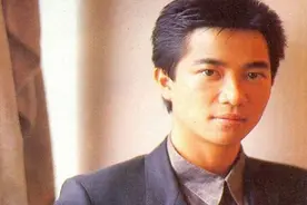 同是1993年逝世，为什么陈百强获金针奖，黄家驹就没有？视频封面