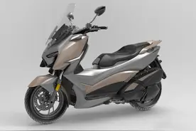 30800元，升仕踏板310M预计月底上市图片