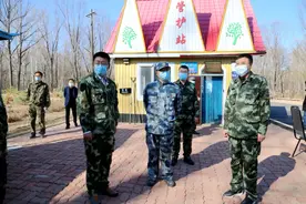 大兴安岭地委书记李大义深入呼中区检查疫情防控和春季森林防火工作图片