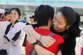 2020暖心高考，家长平常心对待高考，考生压力会少些图片