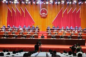 鄢陵县第十五届人民代表大会第四次会议胜利闭幕图片