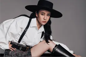 母其弥雅写真大片，妩媚霸气图片