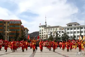 黄陵故事︱刚劲奔放的黄陵抬鼓图片