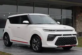 呆萌又个性，搭1.6T＋中置排气，全新一代起亚秀尔曝光图片
