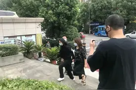 妈妈被撞身亡，肇事者全家：你只是没了妈，我儿子却要在牢里过年图片