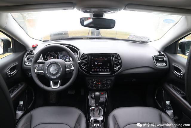 改款指南者220T首试：更好的机械素质&更入门的Trailhawk
