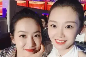 娱乐圈神交集又来了，宋茜前任和郑恺老婆也谈过恋爱，还都是初恋图片