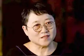 李银河曾经坚持丁克，与大侠“跨性别恋爱”4年后，答应领养孩子图片