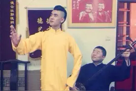 周九良比双同门师哥张云雷还刚，直言不认识，现场也未曾谋面图片