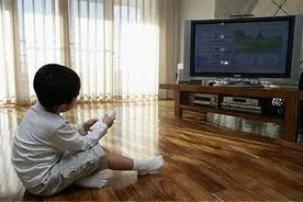 孩子学习不专心，妈妈急得直发火，哈佛研究：孩子分心是本能图片