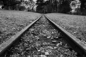 我多想自己可以张开双臂拥抱你图片