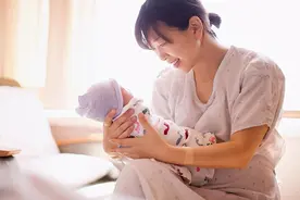 为何坐月子不能哭？那些月子里“以泪洗面”的女人，后来怎样了图片