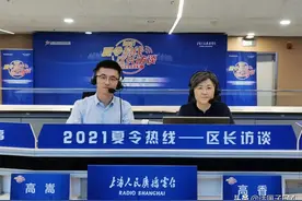 露天垃圾堆成山，谁来管？非机动车乱停，惹人烦！夏令热线到嘉定，看看问题如何解决？图片
