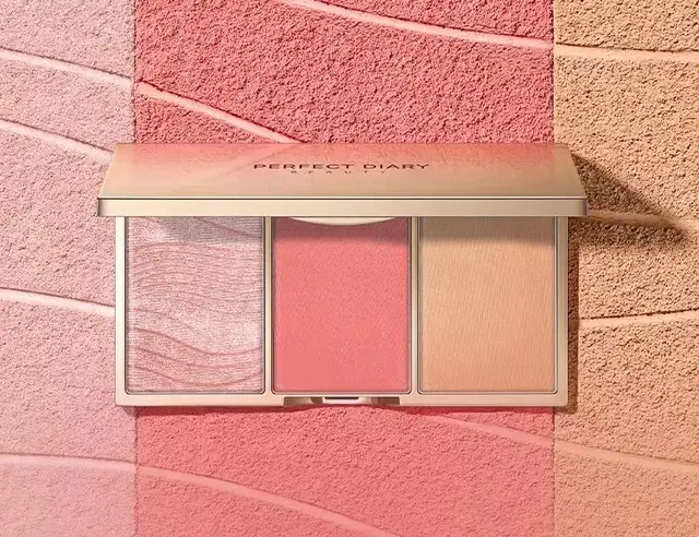 完美日记线下体验店终于开来郑州！新年限定也太可了