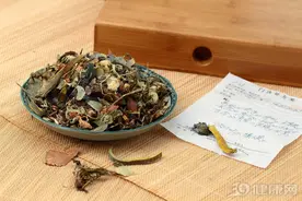 车前草除了降火，竟然还有3种重要功效！后悔知道太晚了图片
