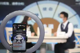 最难就业季来了？国家这些大招帮高校毕业生度过难关图片