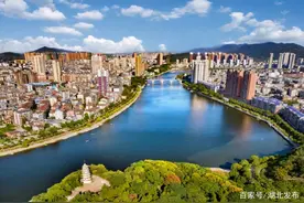 大美湖北｜巍巍赤壁述三国，湖光山色茶汤暖图片