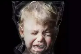 抽完烟满屋烟味，家人嫌弃怎么破？这个小妙招，早学会早受益图片