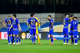 苏宁遭遇“黑色三分钟”，最后时刻竟然走神图片