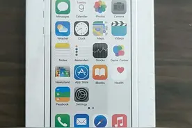 闲鱼涌现全新iPhone5S，7年前要卖5288元，如今还值550图片