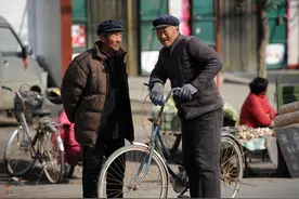 人活到五十五岁，才明白一辈子就是这“三顿饭”，为何这样说？图片