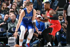别看NBA现役那么多顶级得分手，真正能无限开火就4人图片