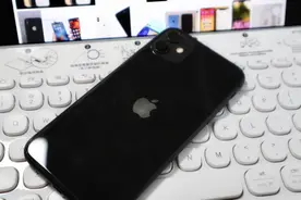 别再嘲笑iPhone11不支持5G了,看完5G套餐,就知道苹果多聪明图片