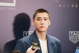 李易峰杨洋都剃了寸头，但是两人气质却完全不同图片