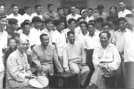 得知母亲临终呼喊石三伢子，毛主席失声痛哭，写下生平最长的祭文图片