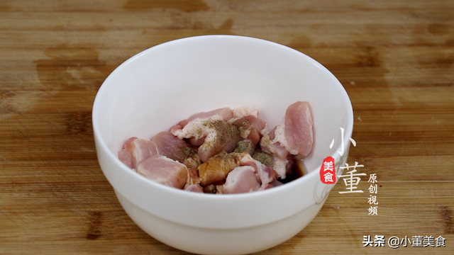 土豆和豆角放在一起，没想到这么好吃，我家一周吃3次，做法简单