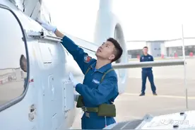 军营传真丨练起来！多图直击实战化军事训练现场图片