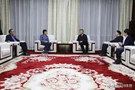 家乡好!郎平卸任后回到天津武清区探亲,书记区长热情接见表达敬意图片