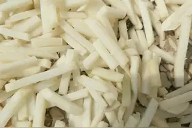 凉拌萝卜干美味又下饭，是如何做成的？图片