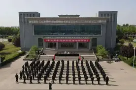 邯郸快讯：特警支队：欢迎来到“魔鬼”训练营图片