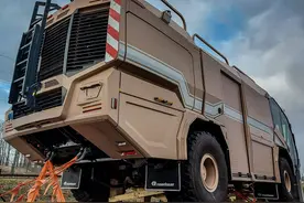 美国空军都采购，卢森宝亚美洲豹机场消防车，到底强在哪里？图片