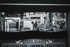 富士x-t4 黑白扫街图片