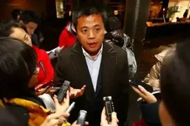 国内狂捞几十亿！为美捐7千万称中国穷关我什么事，如今惩罚来了图片
