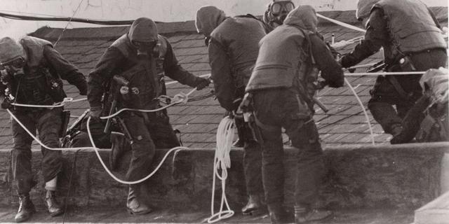 一次被全程电视直播的人质营救行动