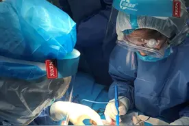 6岁女孩脾破裂 哈市儿童医院医生裁剪脾块种植成功保留部分脾脏功能图片