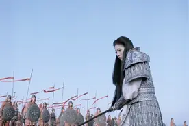 谁说女子不如男，女将军带兵上阵，打的敌军毫无还手之力视频封面